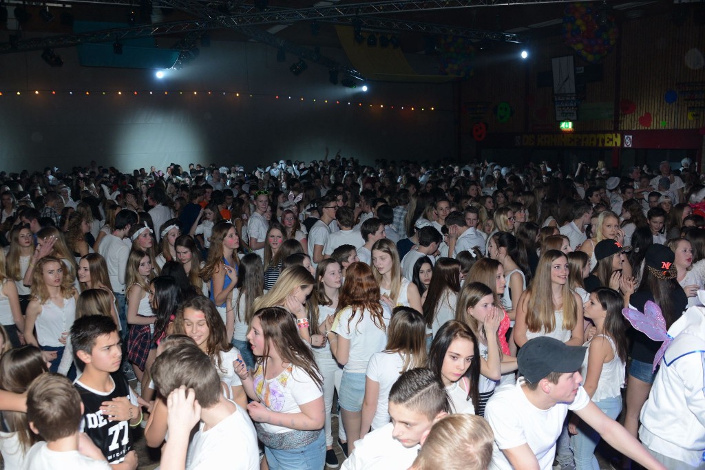 ../Images/Jeugddisco White Edition 183.jpg